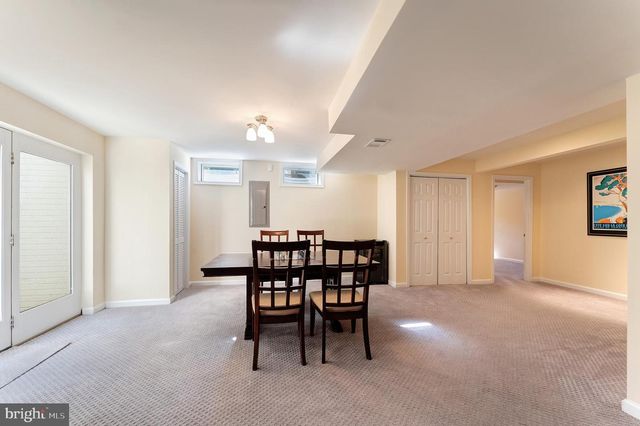 12704 AUTUMN CREST DR, Oak Hill, VA 20171