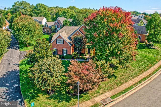12704 AUTUMN CREST DR, Oak Hill, VA 20171