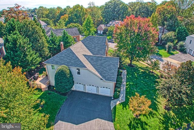 12704 AUTUMN CREST DR, Oak Hill, VA 20171