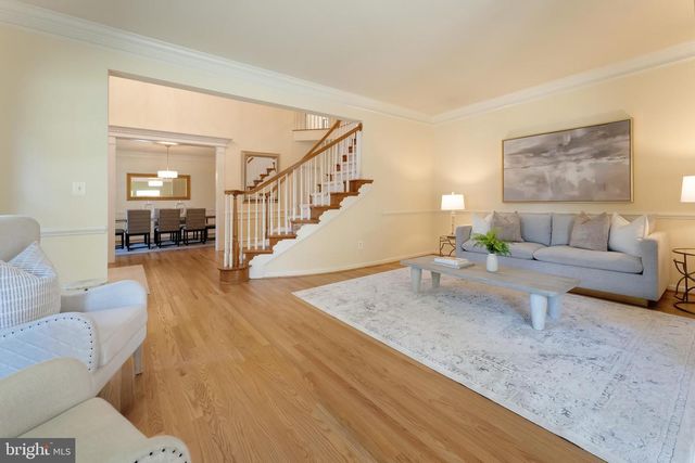 12704 AUTUMN CREST DR, Oak Hill, VA 20171