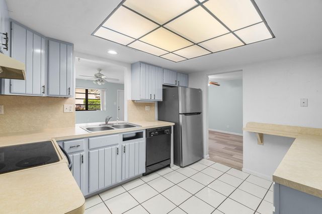 1779 NE 39th Court 1106, Pompano Beach, FL 33064