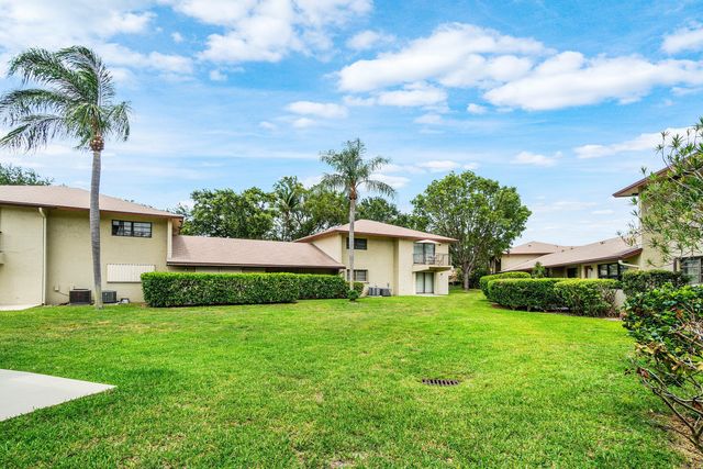1779 NE 39th Court 1106, Pompano Beach, FL 33064