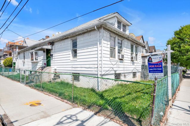 77-01 45th Avenue, Flushing, NY 11373