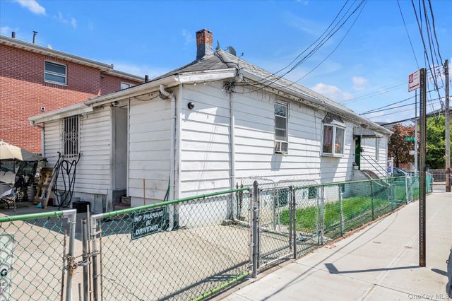 77-01 45th Avenue, Flushing, NY 11373