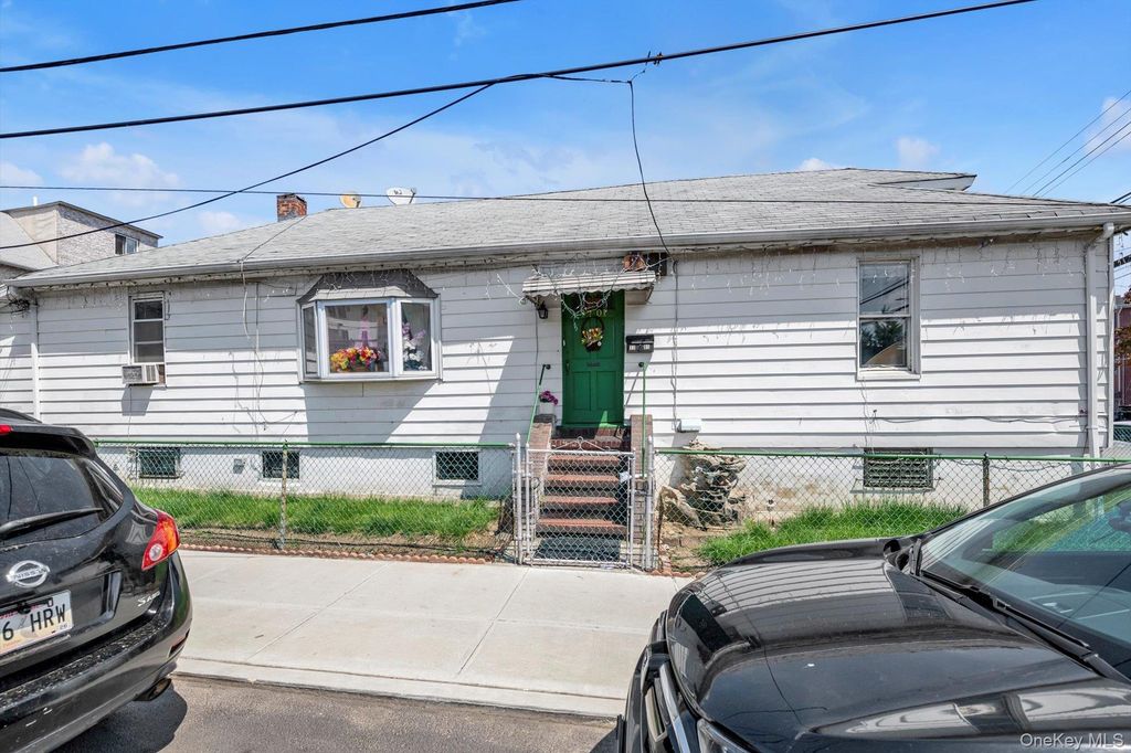 77-01 45th Avenue, Flushing, NY 11373