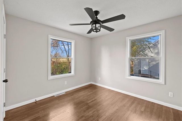 7504 E 49th Street, Kansas City, MO 64129