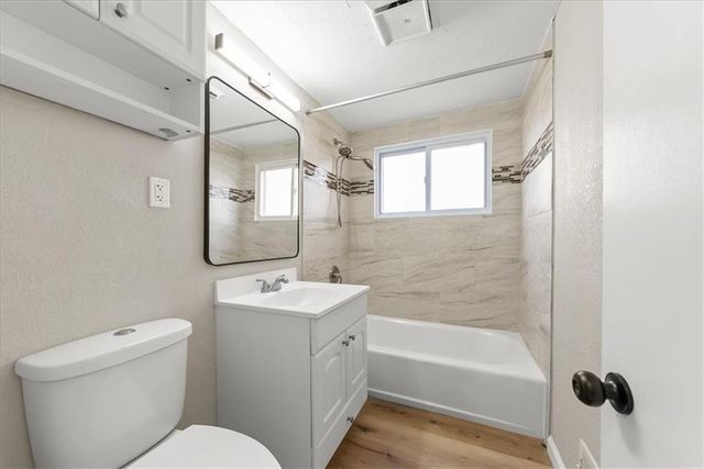 7504 E 49th Street, Kansas City, MO 64129