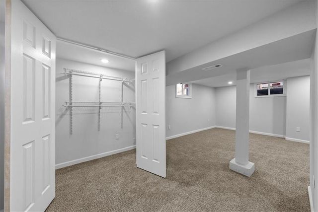 7504 E 49th Street, Kansas City, MO 64129