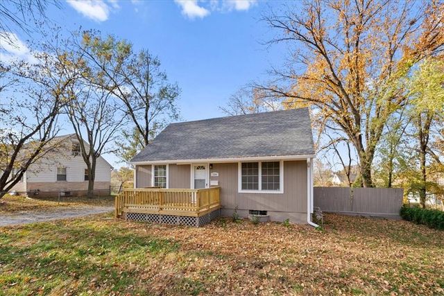 7504 E 49th Street, Kansas City, MO 64129