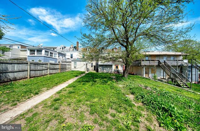 408 W AIRY ST, Norristown, PA 19401