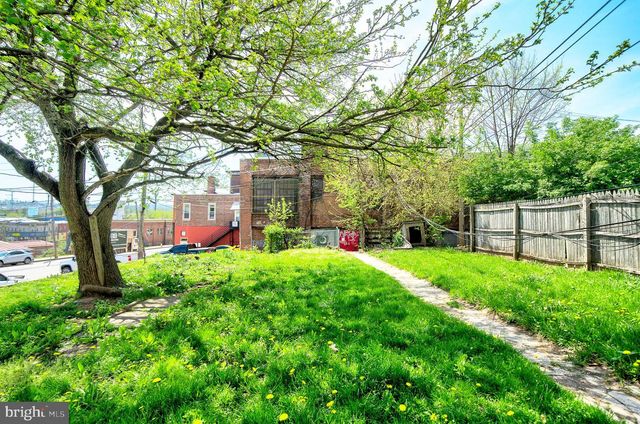 408 W AIRY ST, Norristown, PA 19401