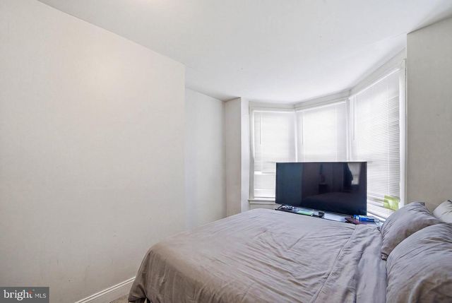 408 W AIRY ST, Norristown, PA 19401