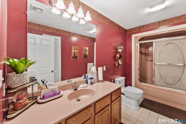 25 Peria Drive, Rocky Hill, CT 06067