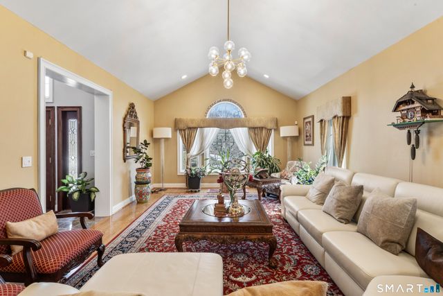 25 Peria Drive, Rocky Hill, CT 06067