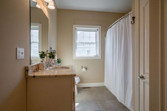 12 Torrey Pines Circle, Plaistow, NH 03865