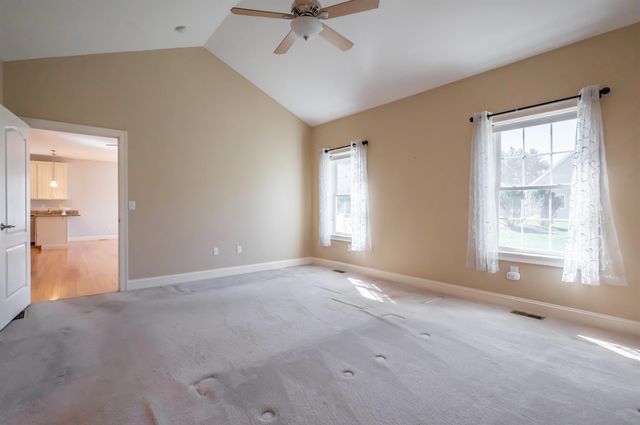 12 Torrey Pines Circle, Plaistow, NH 03865