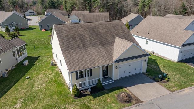12 Torrey Pines Circle, Plaistow, NH 03865