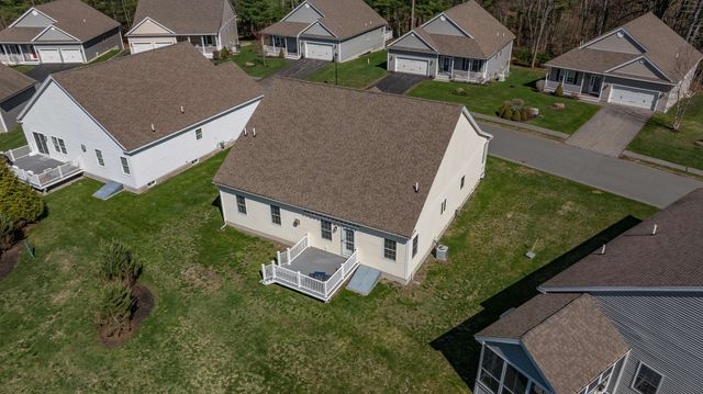 12 Torrey Pines Circle, Plaistow, NH 03865