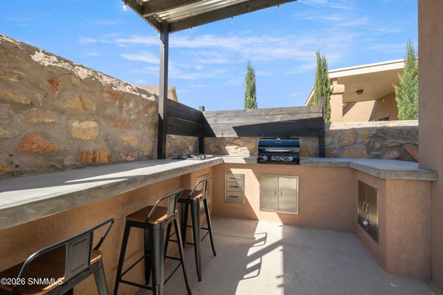 621 La Entrada Circle, Sunland Park, NM 88063