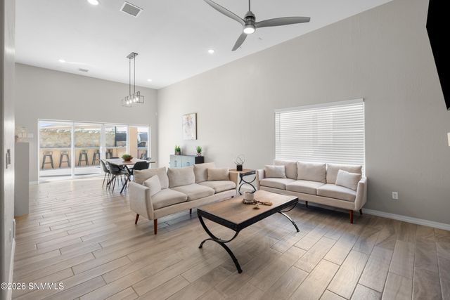 621 La Entrada Circle, Sunland Park, NM 88063