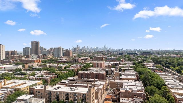 4214 N Kenmore Avenue GF, Chicago, IL 60613