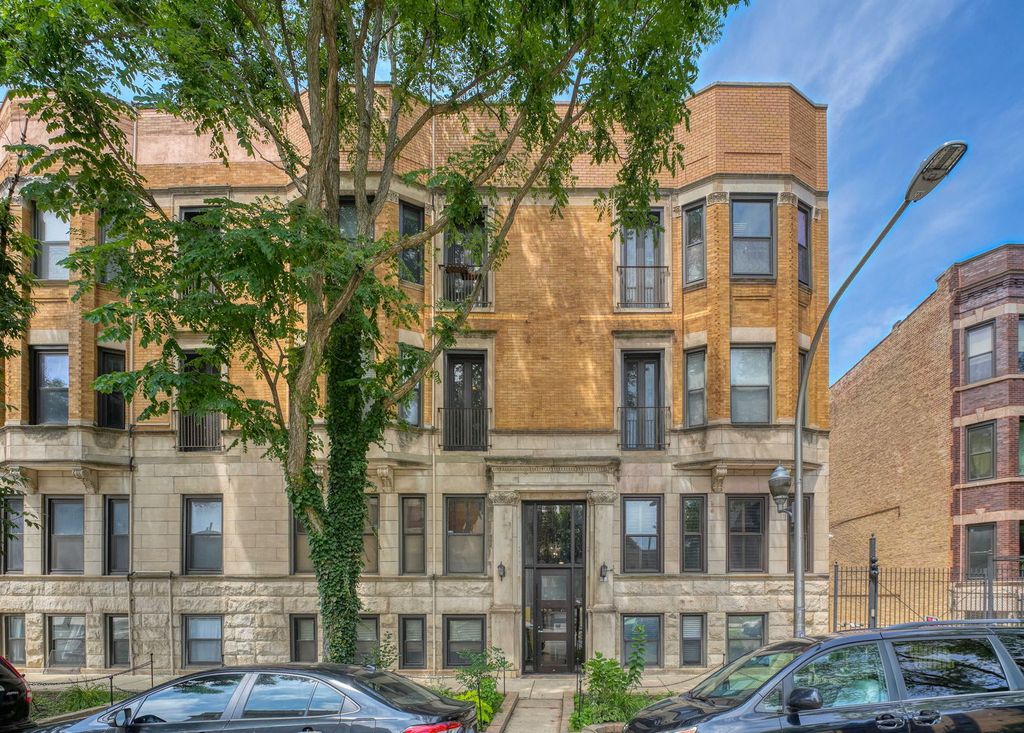 4214 N Kenmore Avenue GF, Chicago, IL 60613