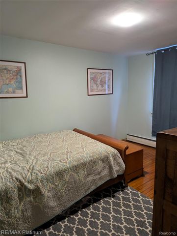 9084 Hartland Road, Tyrone Township, MI 48430