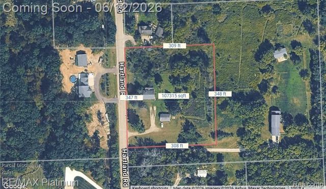 9084 Hartland Road, Tyrone Township, MI 48430