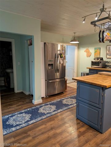 9084 Hartland Road, Tyrone Township, MI 48430