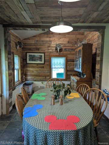 9084 Hartland Road, Tyrone Township, MI 48430