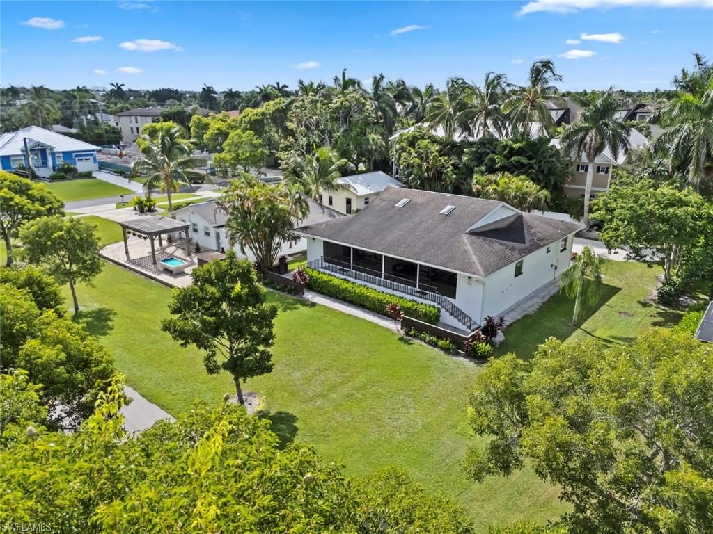 560 9th AVE S, NAPLES, FL 34102 — photo 5