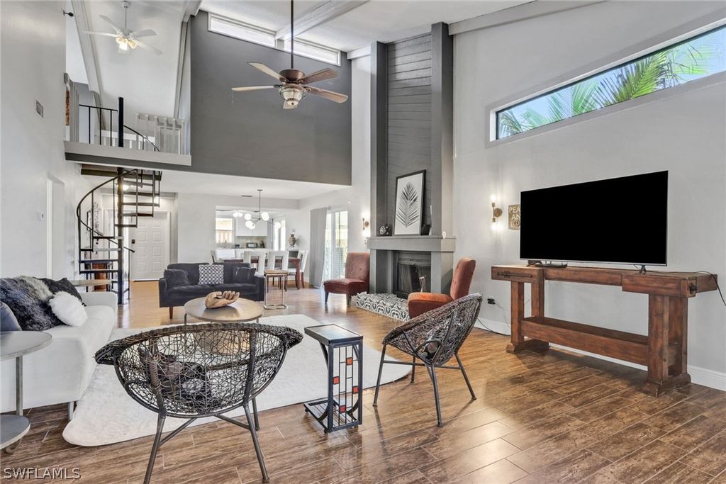 6436 Royal Woods DR, Fort Myers, FL 33908