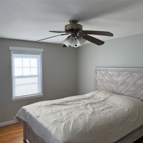351 Boulevard Boulevard, Middletown, RI 02842