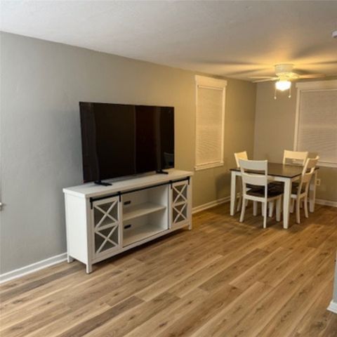 351 Boulevard Boulevard, Middletown, RI 02842
