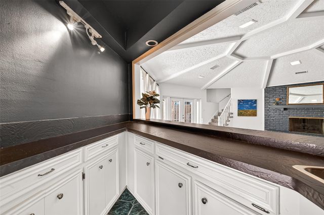 5210 Lodge Creek, Houston, TX 77066