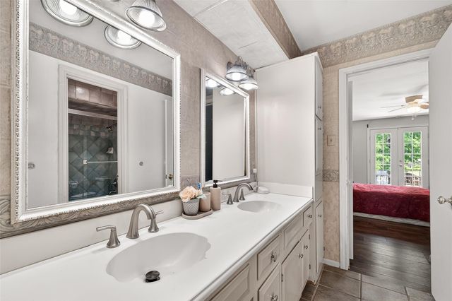 5210 Lodge Creek, Houston, TX 77066