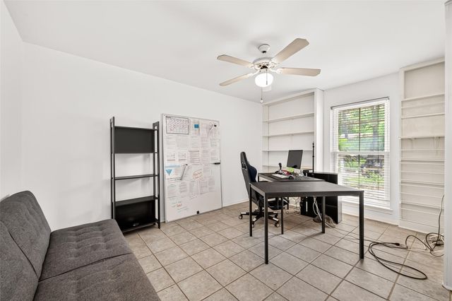 5210 Lodge Creek, Houston, TX 77066