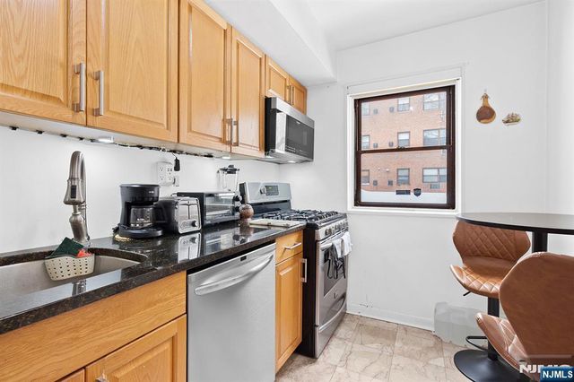 212 Prospect Avenue 1A, Hackensack, NJ 07601