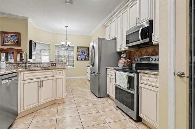 122 COSTA LOOP, Auburndale, FL 33823