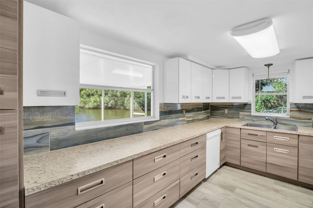 7230 BRADSHAW DRIVE, New Port Richey, FL 34653