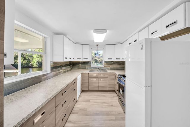 7230 BRADSHAW DRIVE, New Port Richey, FL 34653