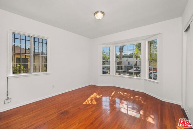 1817 S Genesee Avenue, Los Angeles, CA 90019