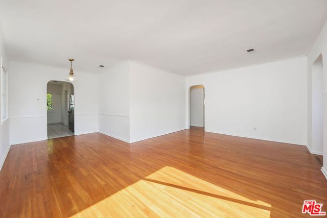 1817 S Genesee Avenue, Los Angeles, CA 90019