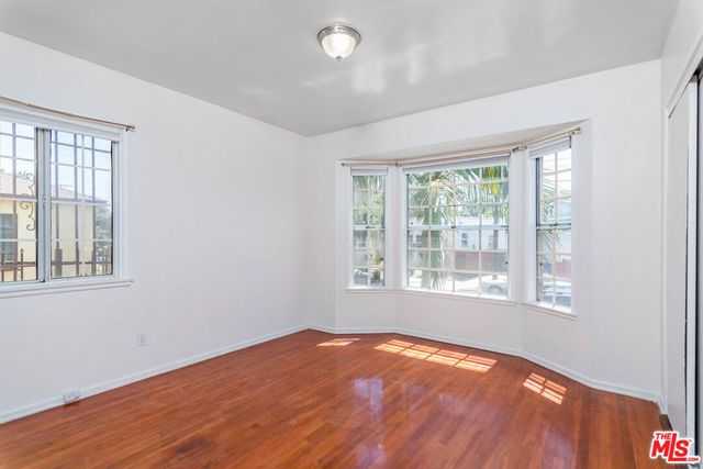 1817 S Genesee Avenue, Los Angeles, CA 90019