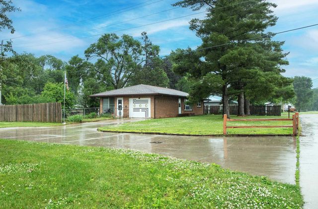 176 River Forest Rd, Evansdale, IA 50707