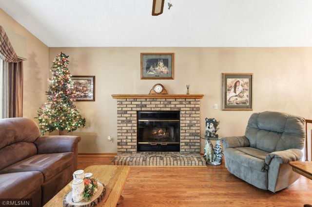 18663 Jasmine Way, Lakeville, MN 55044