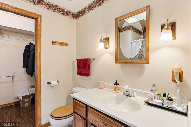 18663 Jasmine Way, Lakeville, MN 55044