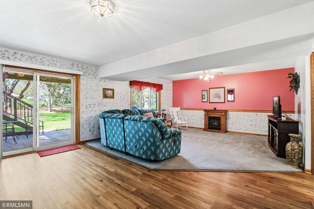 18663 Jasmine Way, Lakeville, MN 55044