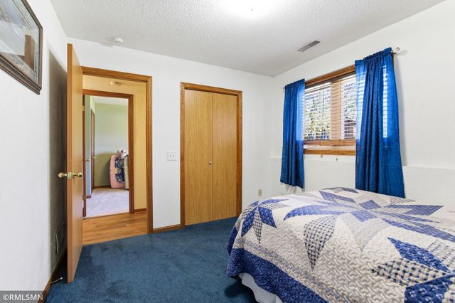 18663 Jasmine Way, Lakeville, MN 55044