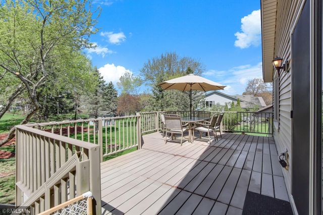 18663 Jasmine Way, Lakeville, MN 55044